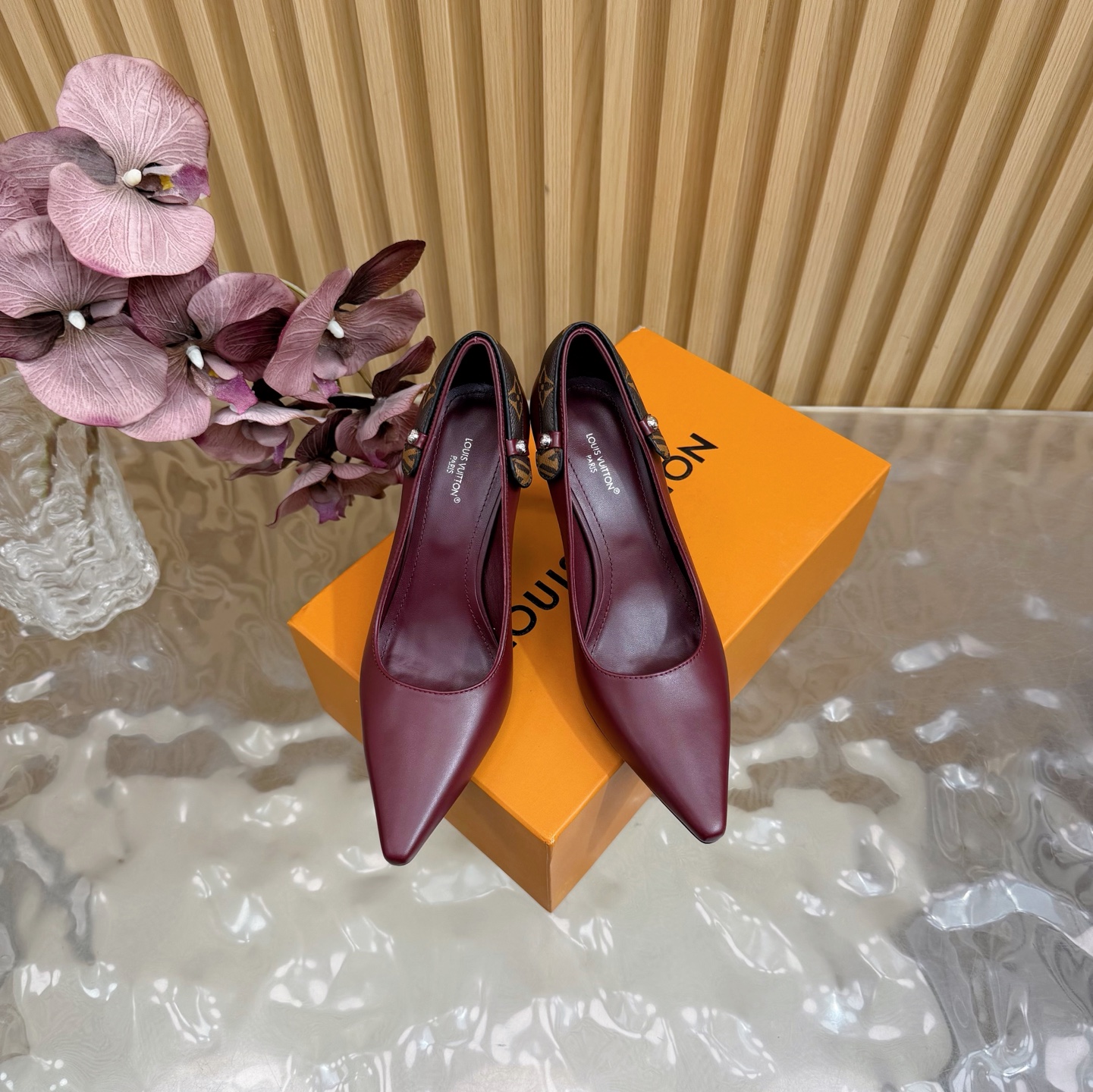 Women's high heels